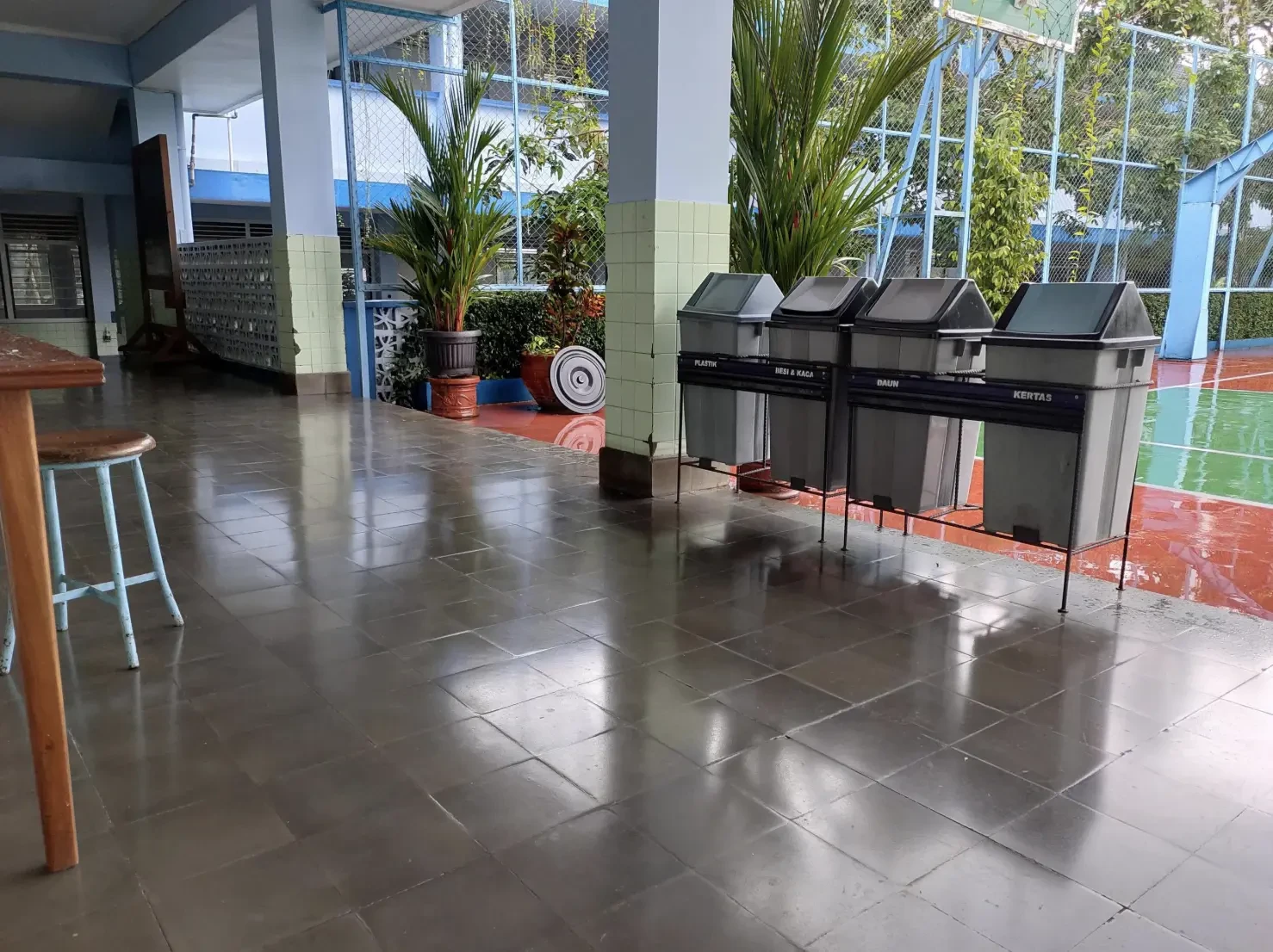 school facilities cleaning services by EEB Cleaning Services